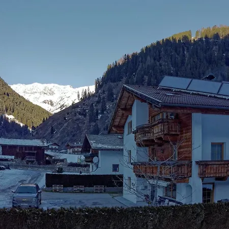 Pensjonat Haus Wally Neustift im Stubaital