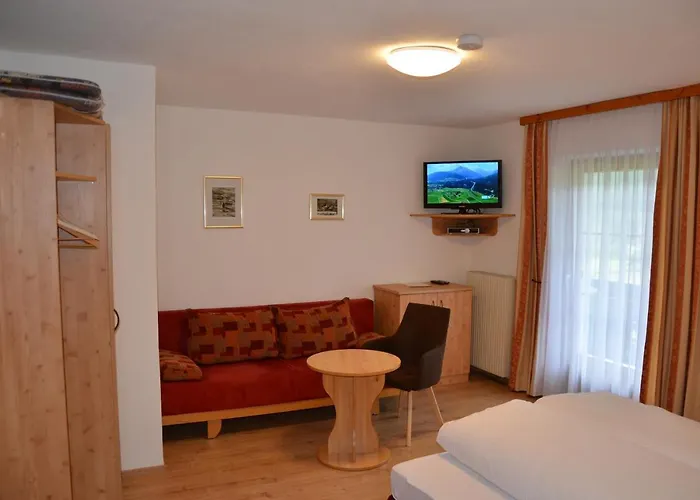 Haus Wally Pensión Neustift im Stubaital